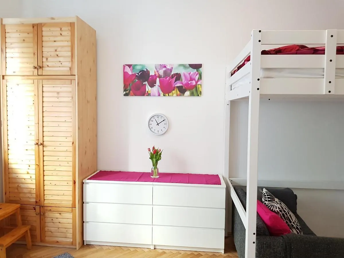 B24 Cosy Small Flat At Center Apartment Budapest